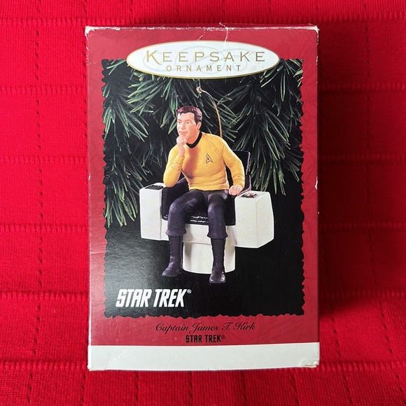 Hallmark 1995 James T Kirk ornament - Picture 4 of 6